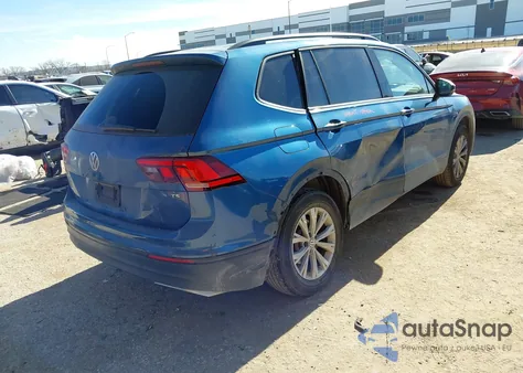 2018 Volkswagen Tiguan 2.0T S z USA, uszkodzony, nr VIN 3VV1B7AX1JM087829